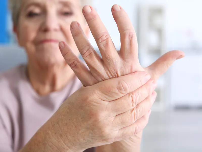 How Locke Chiropractic & Rehabilitation Center treats bursitis in Winston-Salem