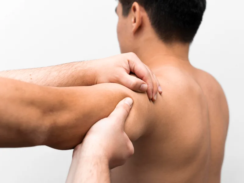How Locke Chiropractic & Rehabilitation Center treats rotator cuff injury in Winston-Salem